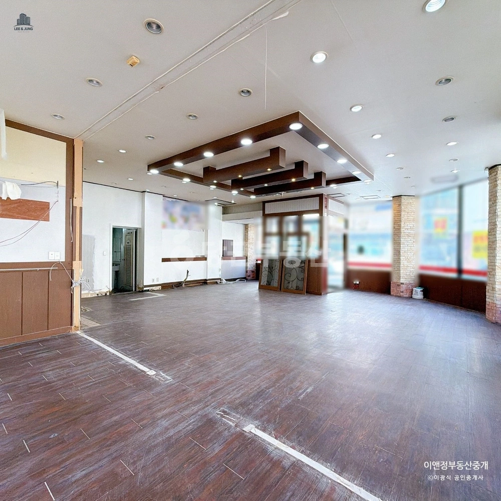 대전광역시 서구 관저동 상가 사진 1