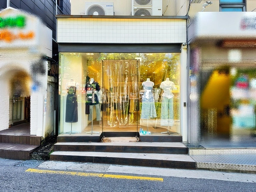 서울특별시 마포구 동교동 상가 사진 1