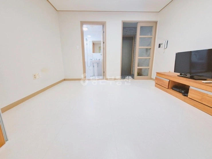 부산광역시 동래구 온천동 원룸 사진 1