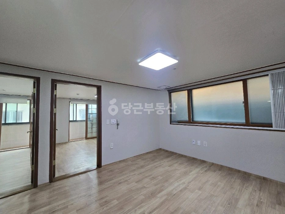 대전광역시 서구 둔산동 빌라(투룸 이상) 사진 1