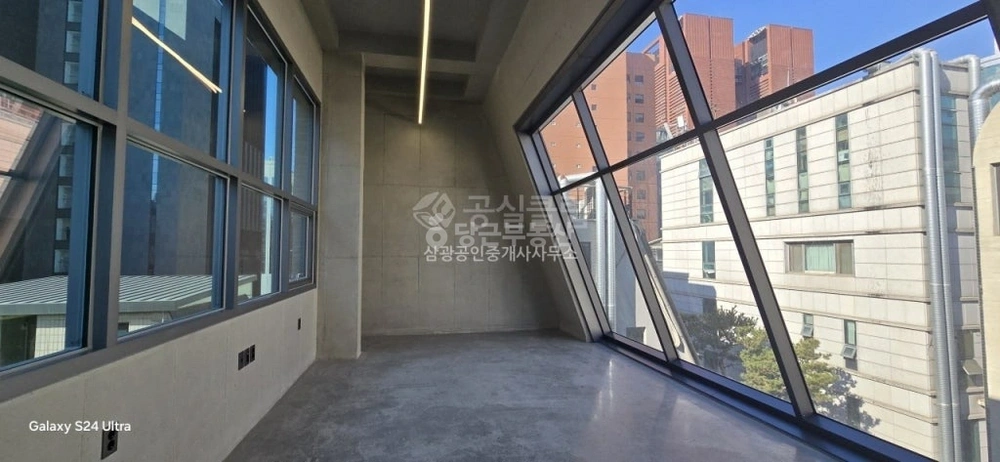 서울특별시 강남구 역삼동 상가 사진 1