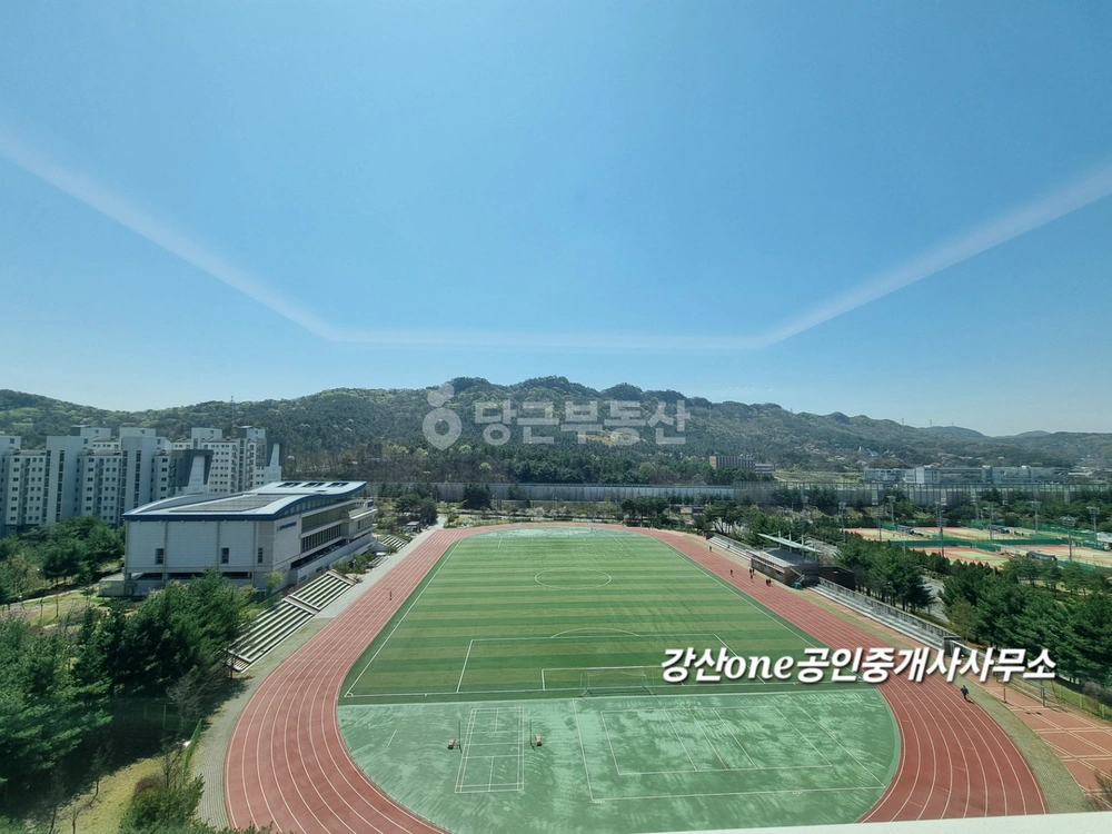 대전광역시 서구 관저동 아파트 사진 1