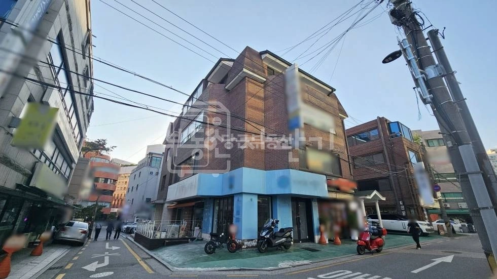 서울특별시 강남구 신사동 상가 사진 1