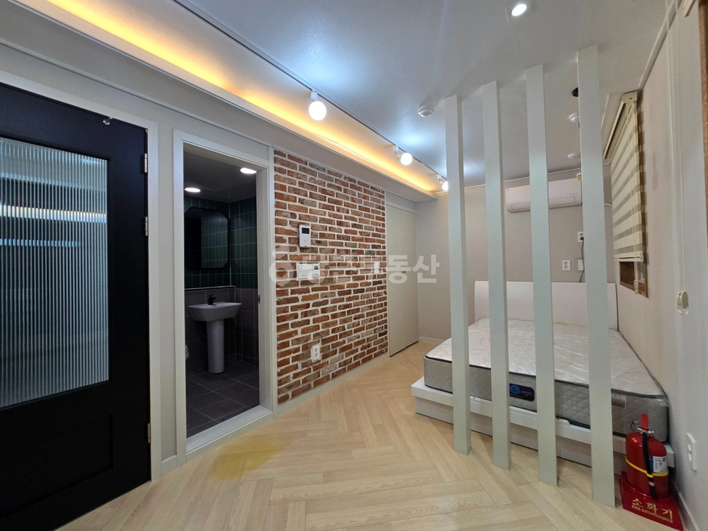 대전광역시 서구 괴정동 원룸 사진 1