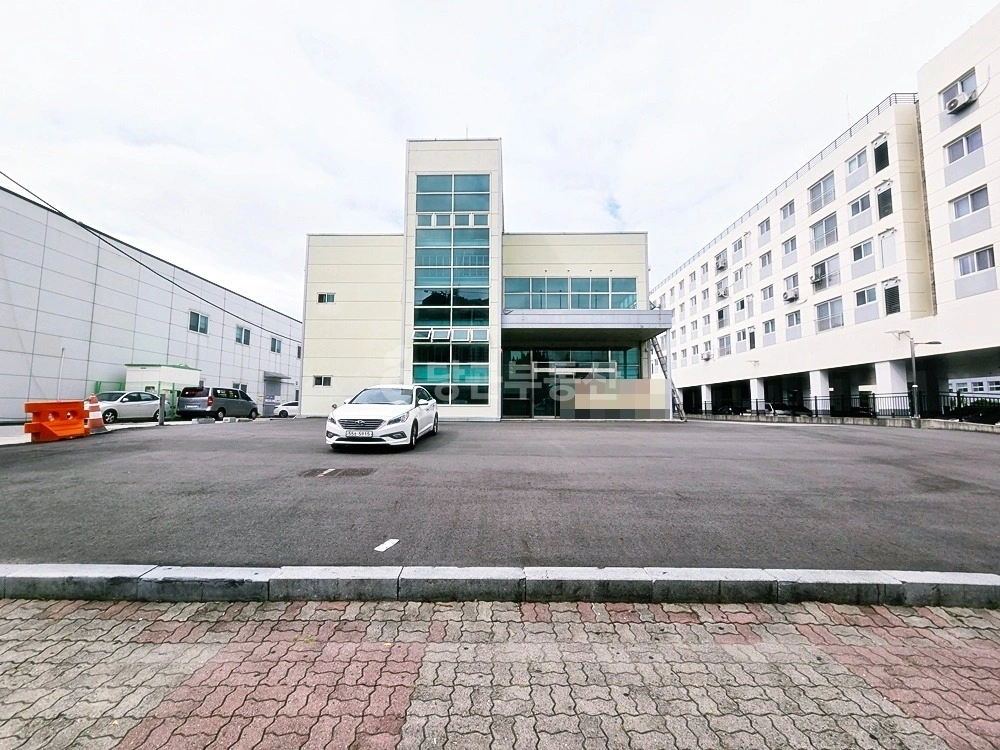 충청북도 청주시 흥덕구 신봉동 공장/창고 사진 1