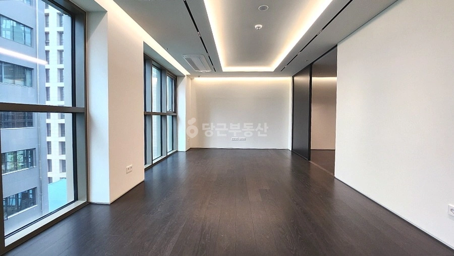 서울특별시 강남구 역삼동 아파트 사진 1
