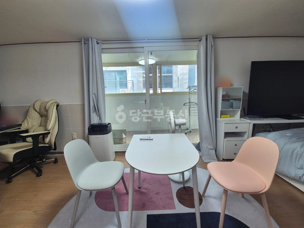 서울특별시 서대문구 창천동 원룸 사진 1