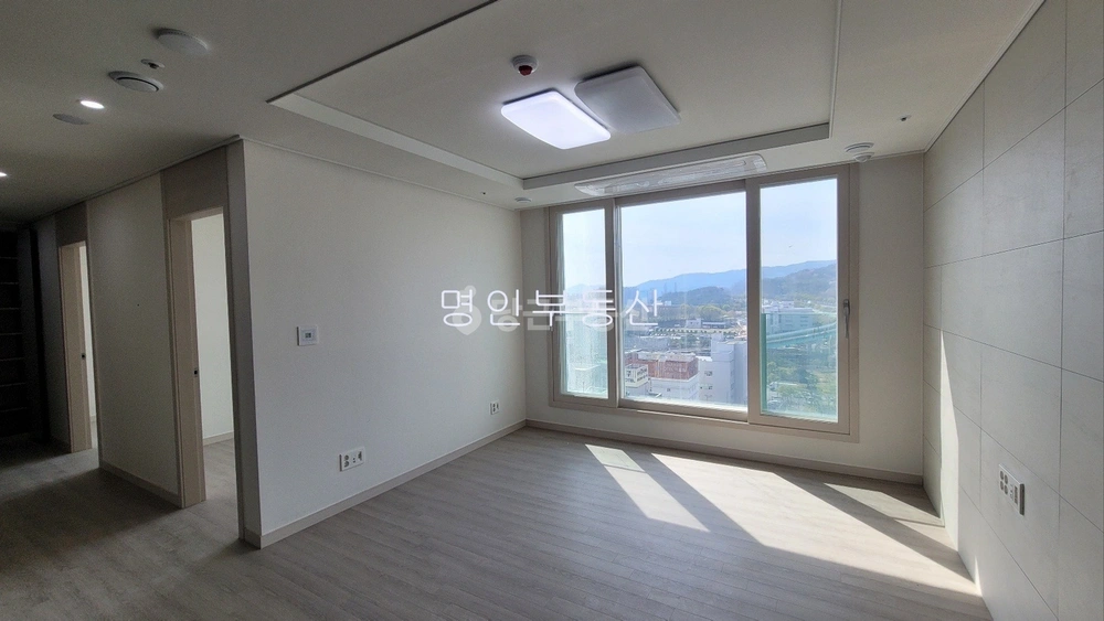 전남광주통합특별시 광산구 우산동 아파트 사진 1