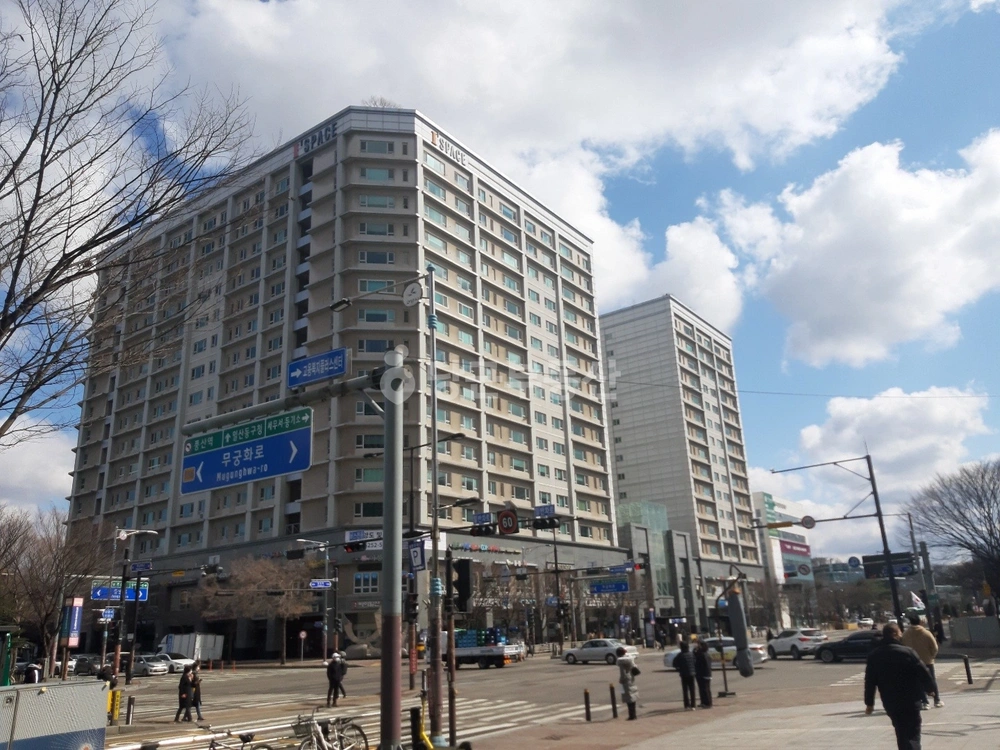 경기도 고양시 일산동구 정발산동 상가 사진 1