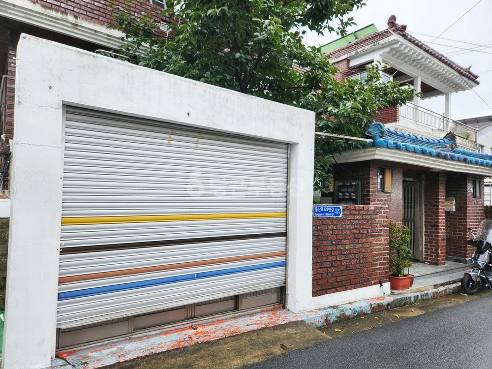 경상남도 창원시 성산구 사파동 상가 사진 1