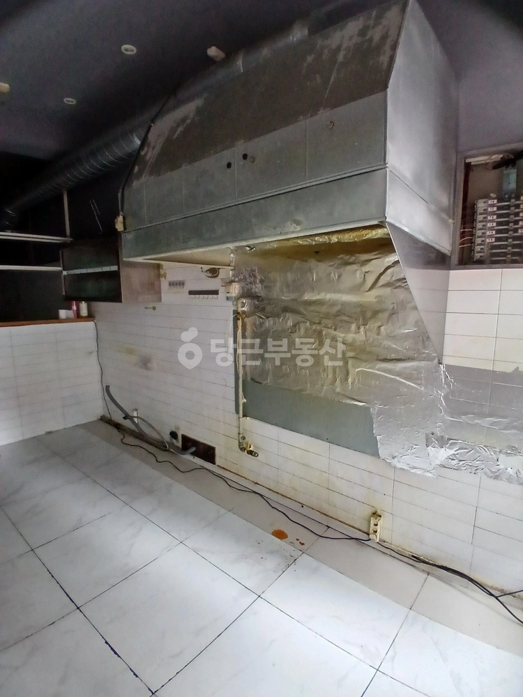 전남광주통합특별시 서구 화정동 상가 사진 1