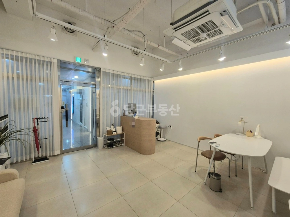 부산광역시 강서구 명지동 상가 사진 1