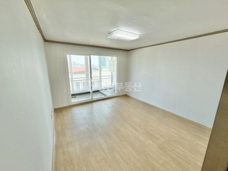 전남광주통합특별시 여수시 국동 아파트 사진 1