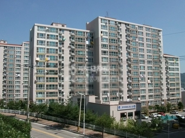전남광주통합특별시 여수시 안산동 아파트 사진 1
