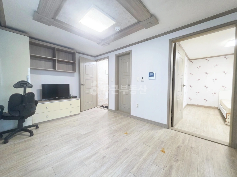 부산광역시 동래구 온천동 원룸 사진 1