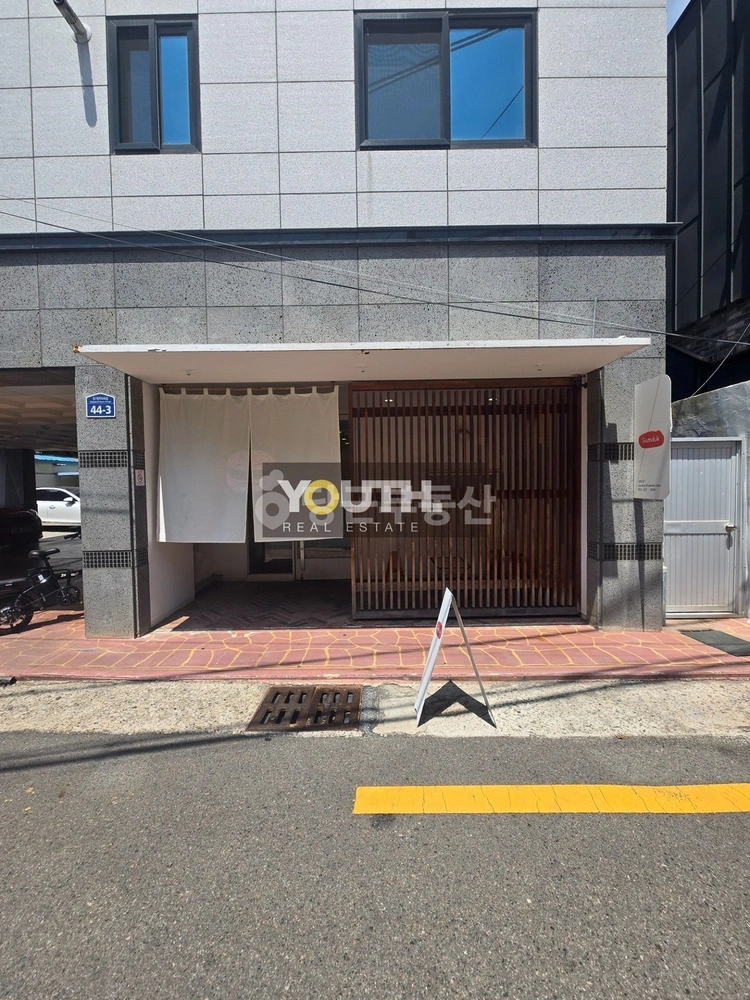 대구광역시 중구 삼덕동3가 상가 사진 1
