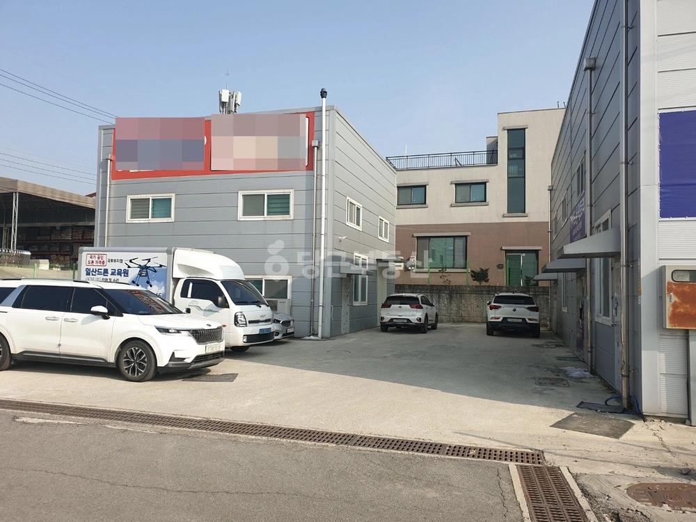 경기도 파주시 상지석동 공장/창고 사진 1