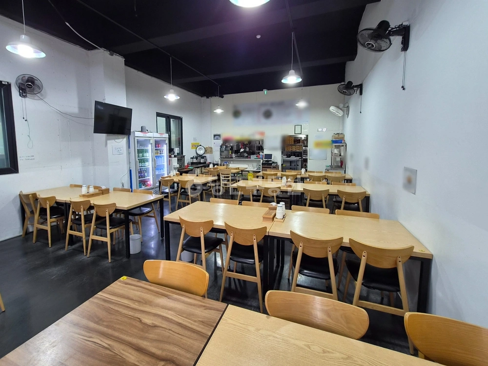 충청남도 천안시 서북구 불당동 상가 사진 1