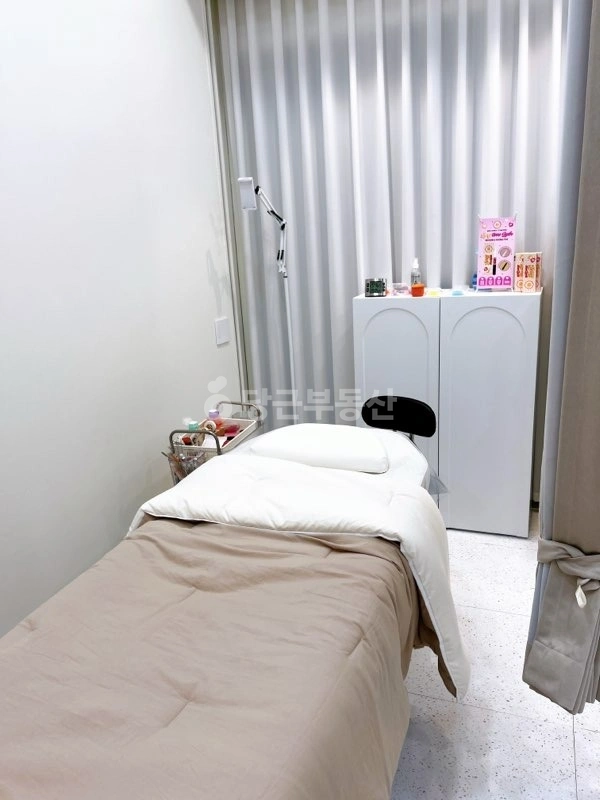 서울특별시 마포구 동교동 상가 사진 1
