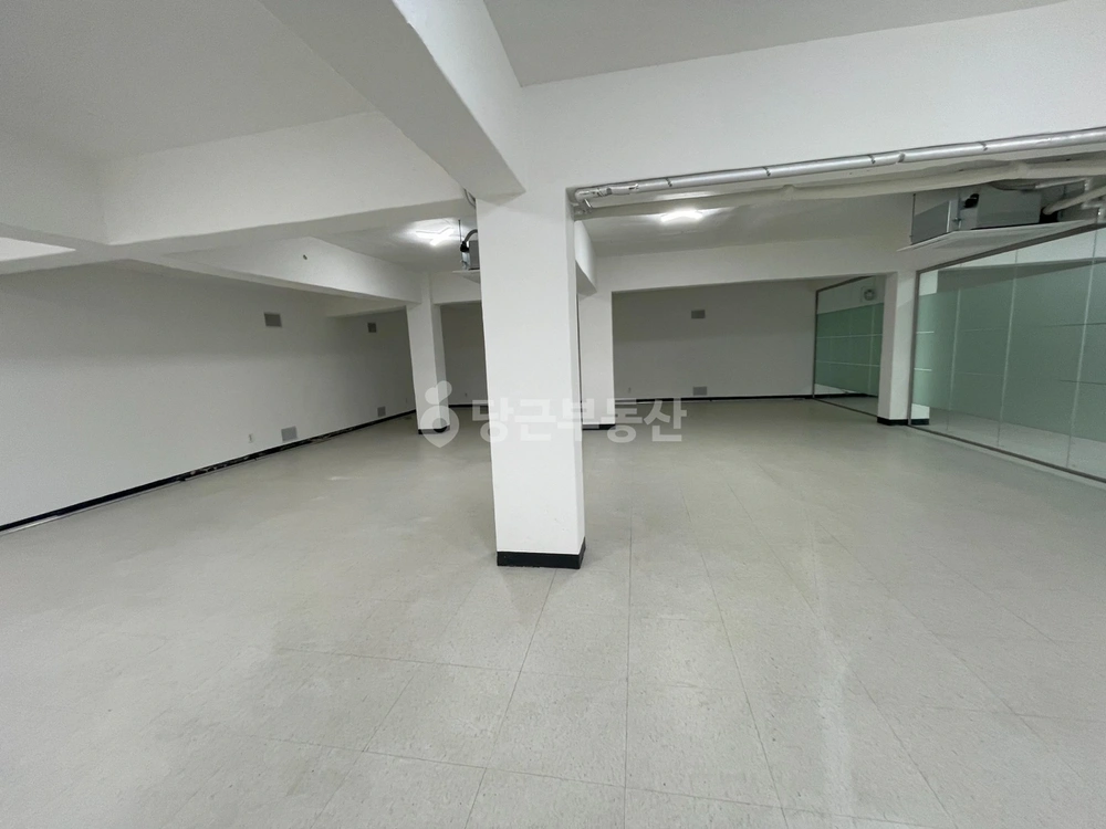 서울특별시 서초구 잠원동 상가 사진 1