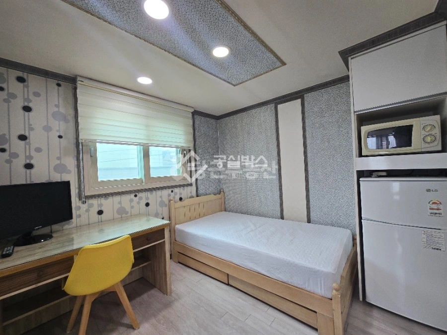 대전광역시 유성구 신성동 원룸 사진 1