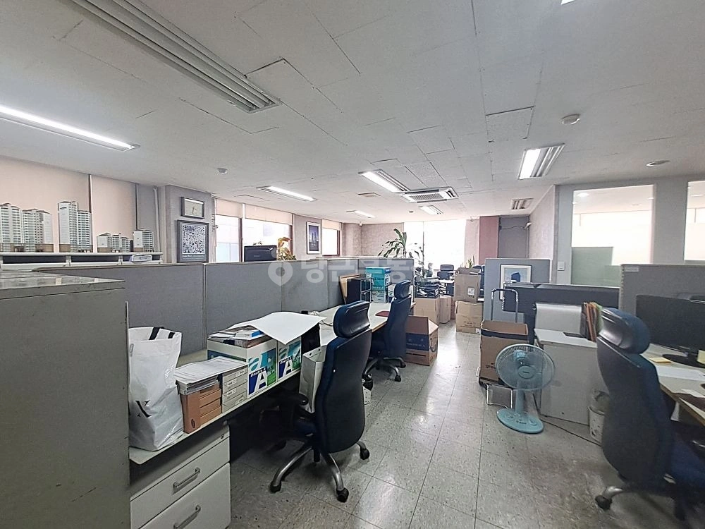서울특별시 강남구 역삼동 사무실 사진 1