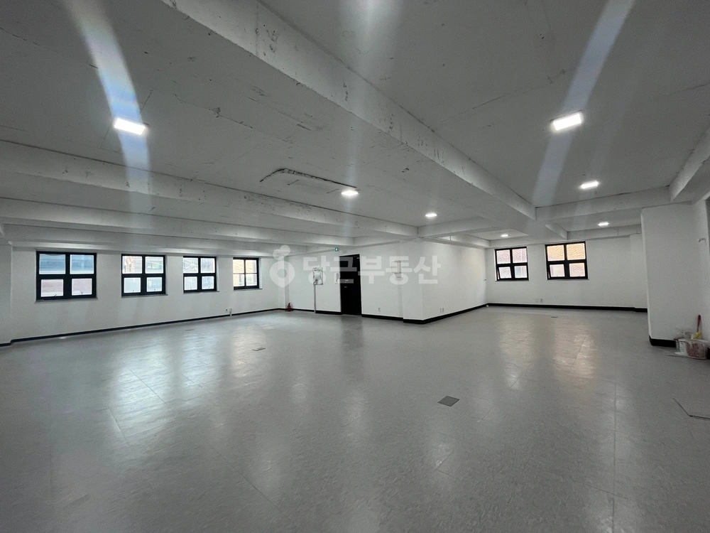 서울특별시 강남구 역삼동 사무실 사진 1