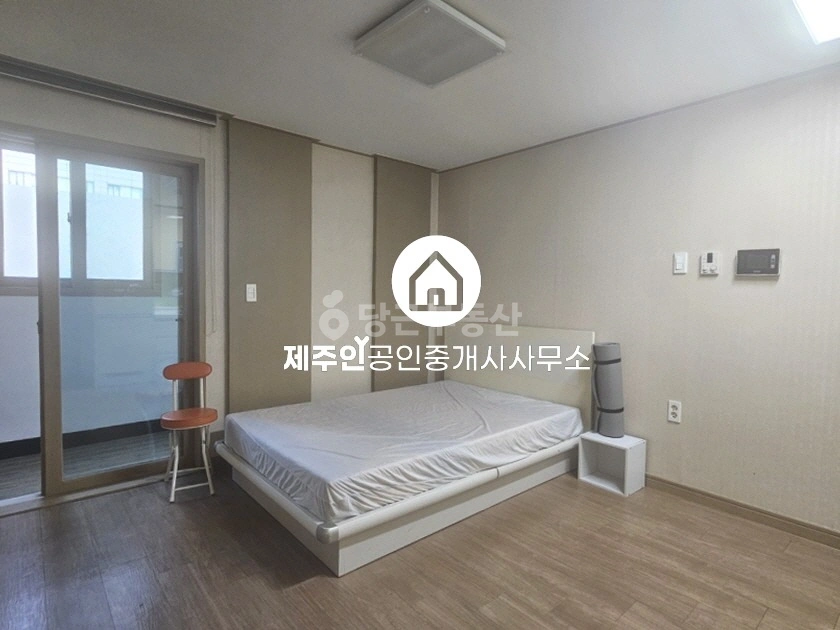 제주특별자치도 제주시 연동 원룸 사진 1
