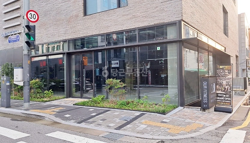 서울특별시 강남구 논현동 사무실 사진 1