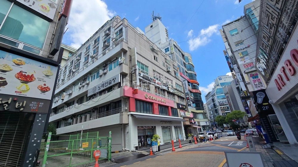 대전광역시 서구 둔산동 원룸 사진 1