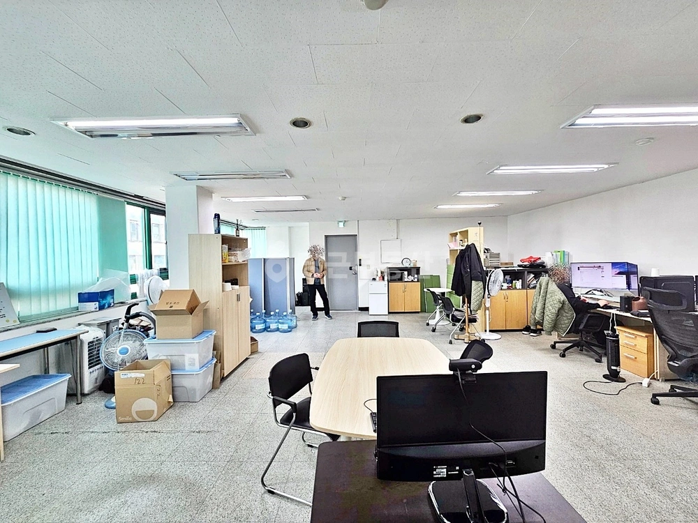 서울특별시 강남구 논현동 사무실 사진 1