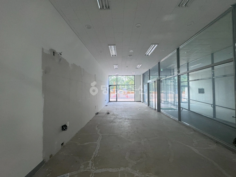 경기도 파주시 와동동 상가 사진 1
