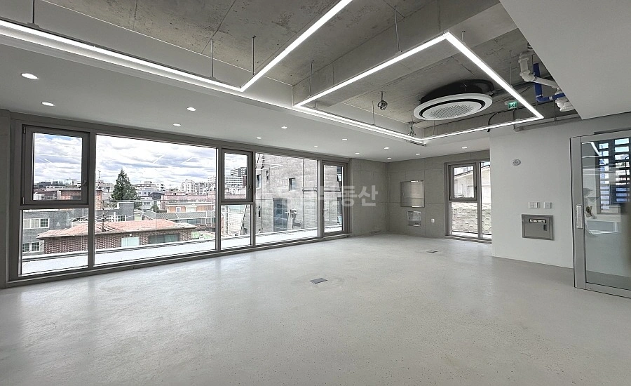 서울특별시 강남구 논현동 사무실 사진 1