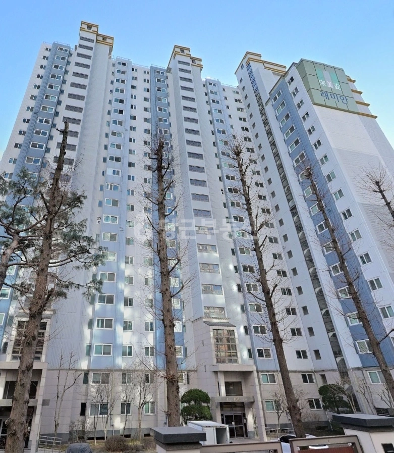 서울특별시 강남구 역삼동 아파트 사진 1