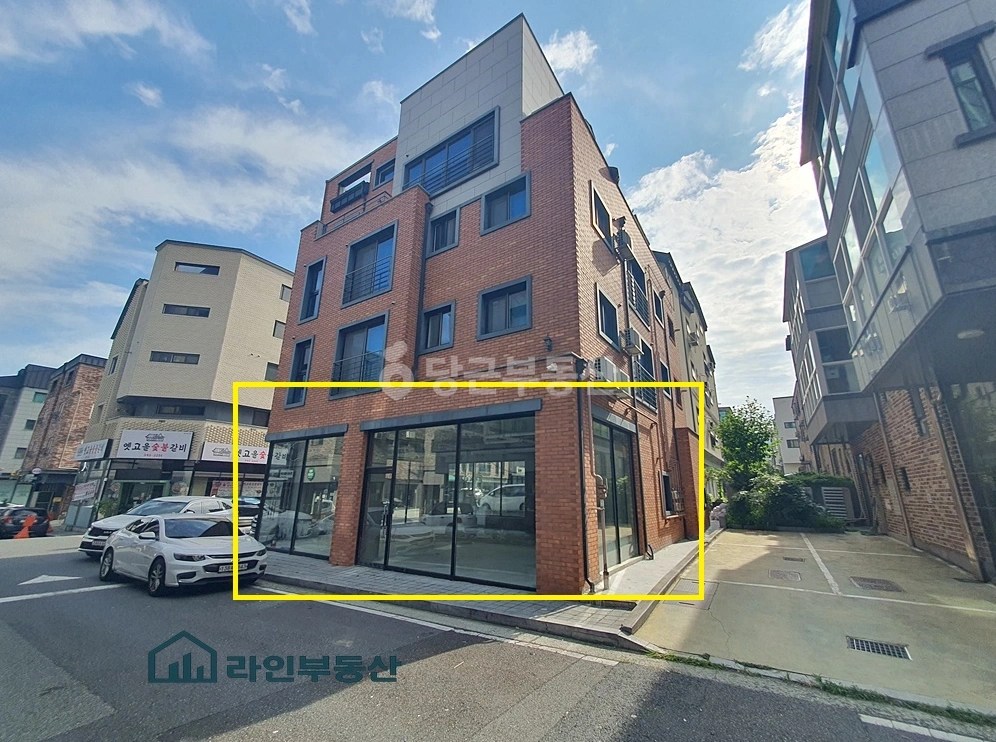 대전광역시 서구 관저동 상가 사진 1