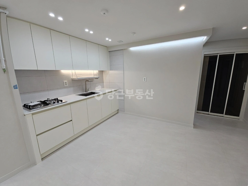 대구광역시 수성구 사월동 아파트 사진 1