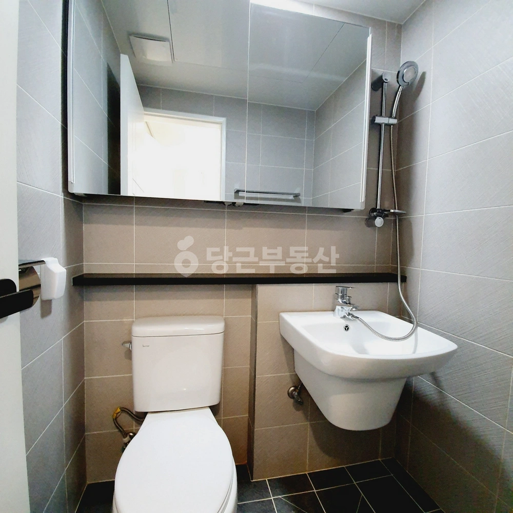 대전광역시 유성구 신성동 원룸 사진 1