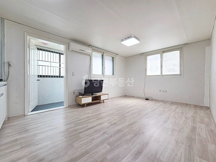 대전광역시 서구 갈마동 원룸 사진 1