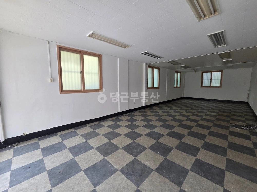 대전광역시 유성구 장대동 상가 사진 1