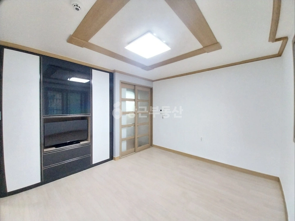 경상남도 김해시 내동 원룸 사진 1