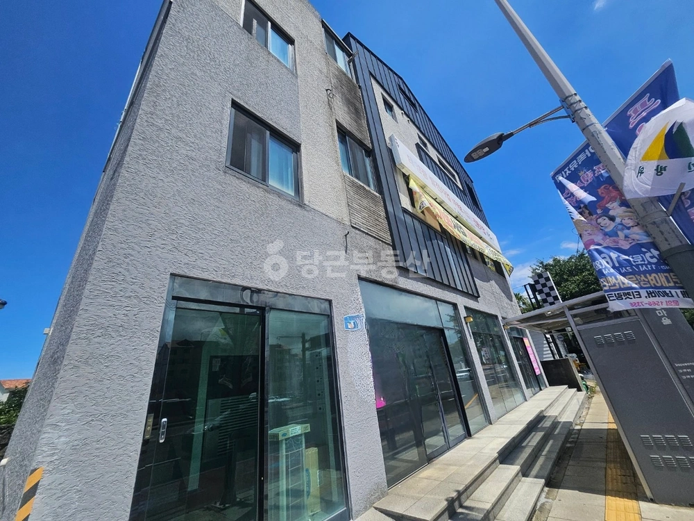 제주특별자치도 제주시 오라이동 상가 사진 1
