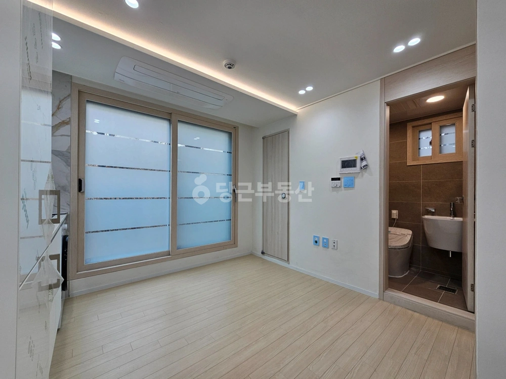 서울특별시 마포구 합정동 원룸 사진 1