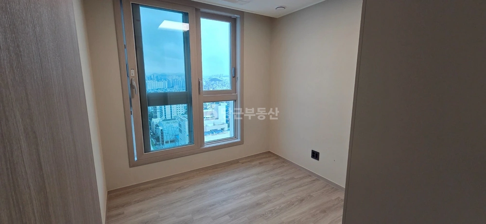 대전광역시 서구 탄방동 오피스텔 사진 1