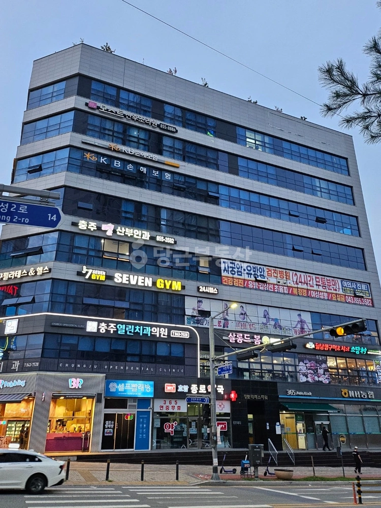 충청북도 충주시 호암동 상가 사진 1