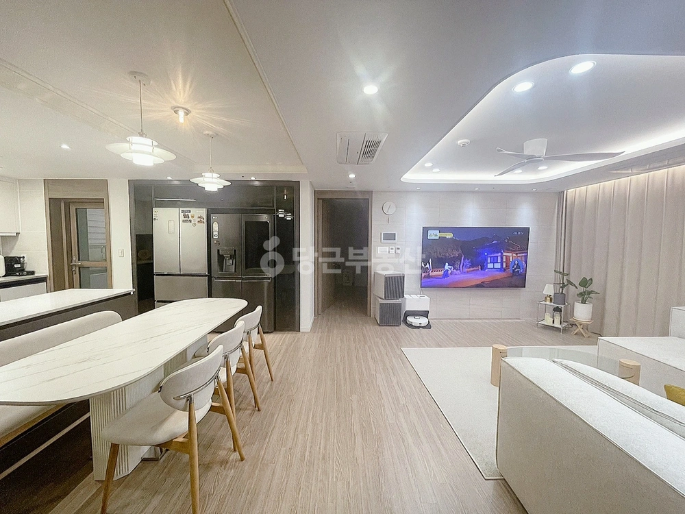 충청남도 아산시 탕정면 아파트 사진 1