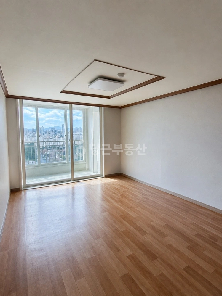 전남광주통합특별시 북구 운암동 아파트 사진 1
