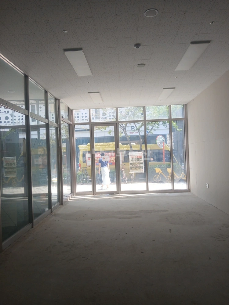 인천광역시 서해구 청라동 상가 사진 1