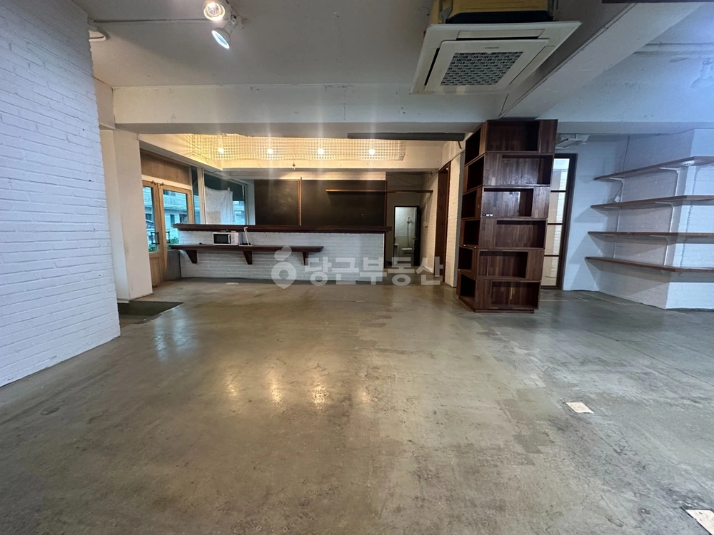 경상남도 창원시 의창구 팔용동 상가 사진 1