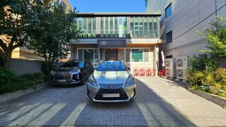 서울특별시 서초구 방배동 상가 사진 1
