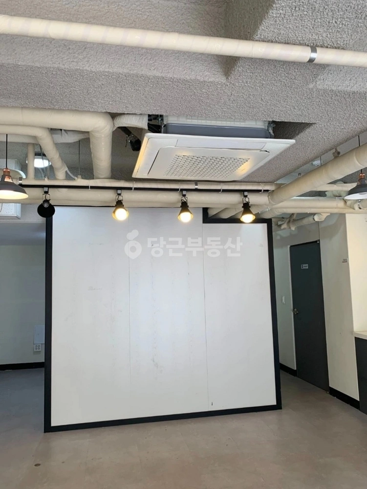 제주특별자치도 제주시 아라일동 상가 사진 1
